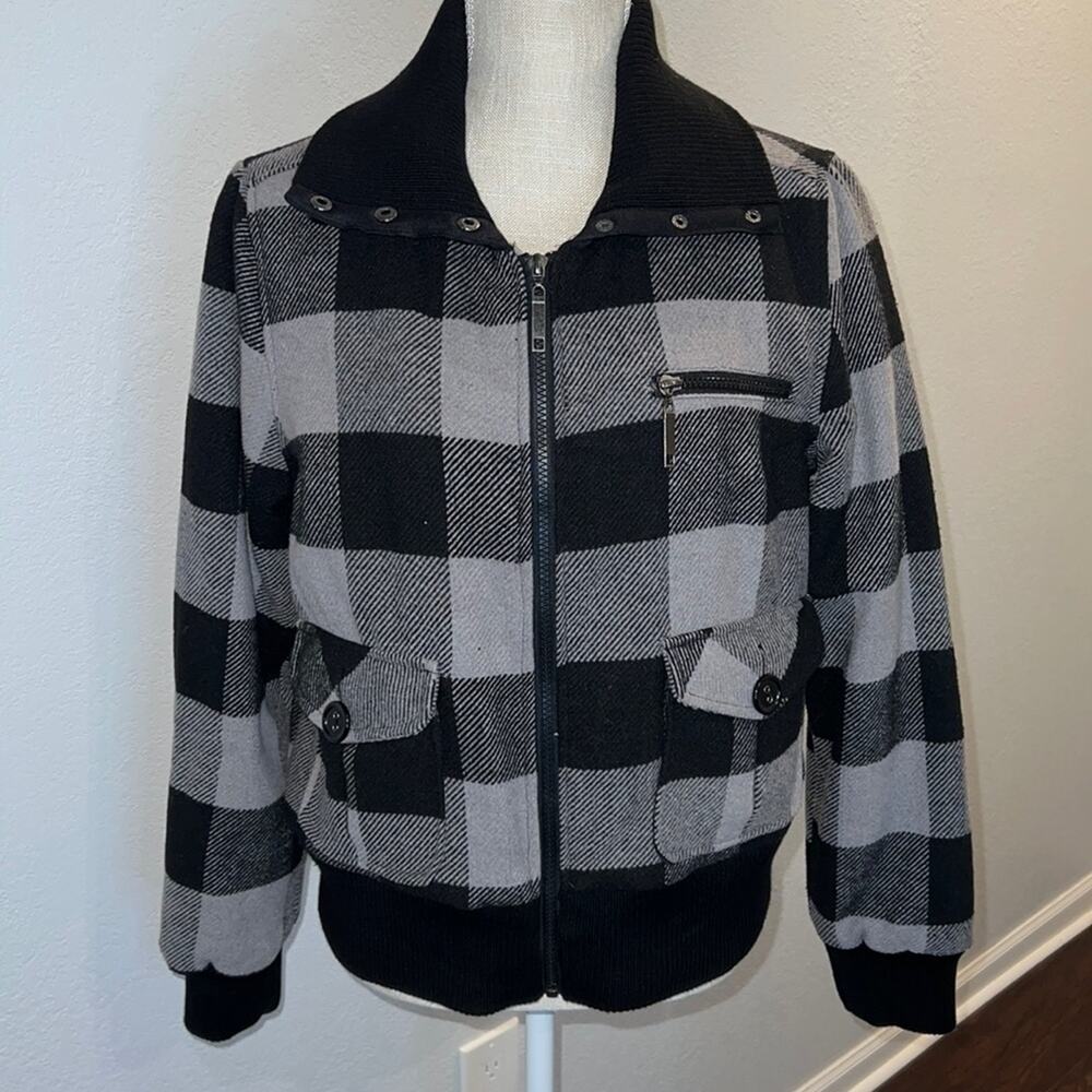 Dollhouse Outerwear Woman’s Black & White Checkered Jacket - NWT - Size L
